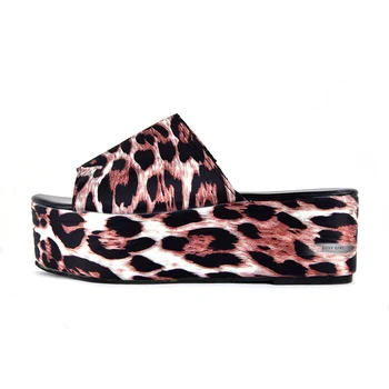 Dāmas platforma leopards drukāt skeitborda čības, kurpes dāmas iekštelpu un dāmas āra 2020. gada vasaras sandales, čības