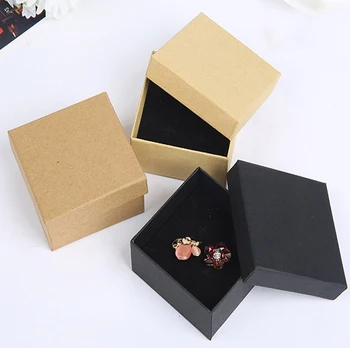 2019 Jaunu 3 krāsa melna jauki kaste 5x5x3cm modes Kraft papīra rūtiņu, auskaru/gredzenu /aproces/necklac rotaslietas jauki kaste A96