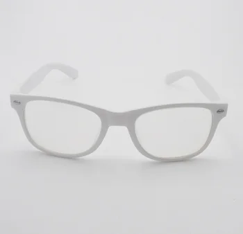 Balta ziemassvētku diena difrakcijas brilles ar uguņošanu objektīvs