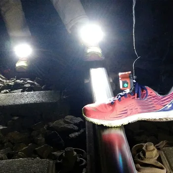 Velosipēdu LED Āra Darbojas Mini Gaismiņa, kas Mirgo Nakts Pastaigas Drošības Brīdinājuma Gaismas Kurpes