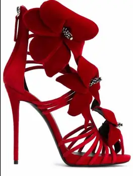 Seksīga sieviete sarkanā zamšādas ādas big flower augstpapēžu dobi siksniņu sandales sieviete flower augstpapēžu sandales