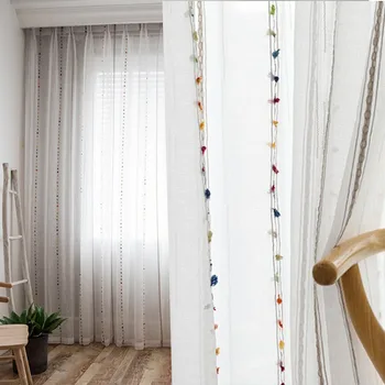 Svaigas baltās tilla aizkari Ziemeļvalstu guļamistabā franču vilnis logu dzijas balkons marli ēnā izšuvumi svītrainām logu ekrāna aizkari