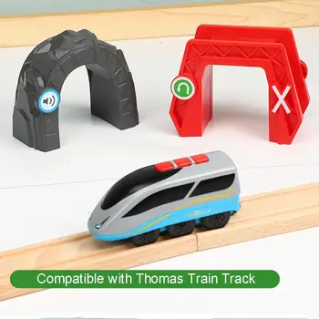 Premium Koka Vilcienu Uzstādīt Rotaļu Akumulatora Barošanu Vilcienu Modeļu Komplekts ar Plastmasas Bērniem Vilcienu Rotaļlietas Saderība ar Koka Ierakstu