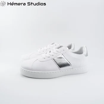 Smart casual pamata čības sieviešu white apavi ērti ar auklām modes sneaker