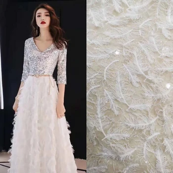 2019 Jaunu Karstā Baltā 3 D spalvu Izšuvumi vizuļi tilla mežģīnes auduma, modes dizainere auduma haute couture kāzu kleitu mežģīnes