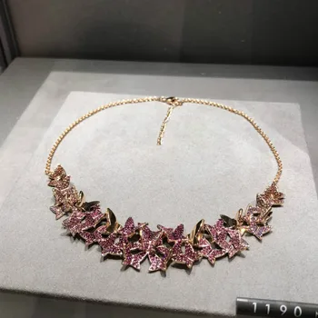 2020. gadam, modes rotaslietas augstas kvalitātes SWA, slīpumu rozā trīsdimensiju tauriņš formas kristāla rožu zelta kaklarota sieviešu dāvana