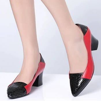 Cresfimix sieviešu klasisko augstas kvalitātes apaļa toe pu leaether paslīdēt uz papēžiem partiju dāmas gadījuma komfortu vasaras kurpes a5966