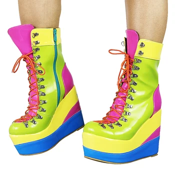 Sieviešu 2021 jaunas ielidošanas karstā pārdošanu vairumtirdzniecības kurpes jauktu krāsu punk gothic shoelace apaļu purngalu platforma ķīļveida papēdi ankel zābaki