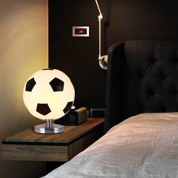 Galda lampas guļamistabas home deco futbola lampas gultas, lai dzīvojamā istaba moderna gulta basketbola deco tabulā Bērniem dāvanu naktsskapītis